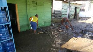 Aguaceros inundan al menos 80 casas en La Canela