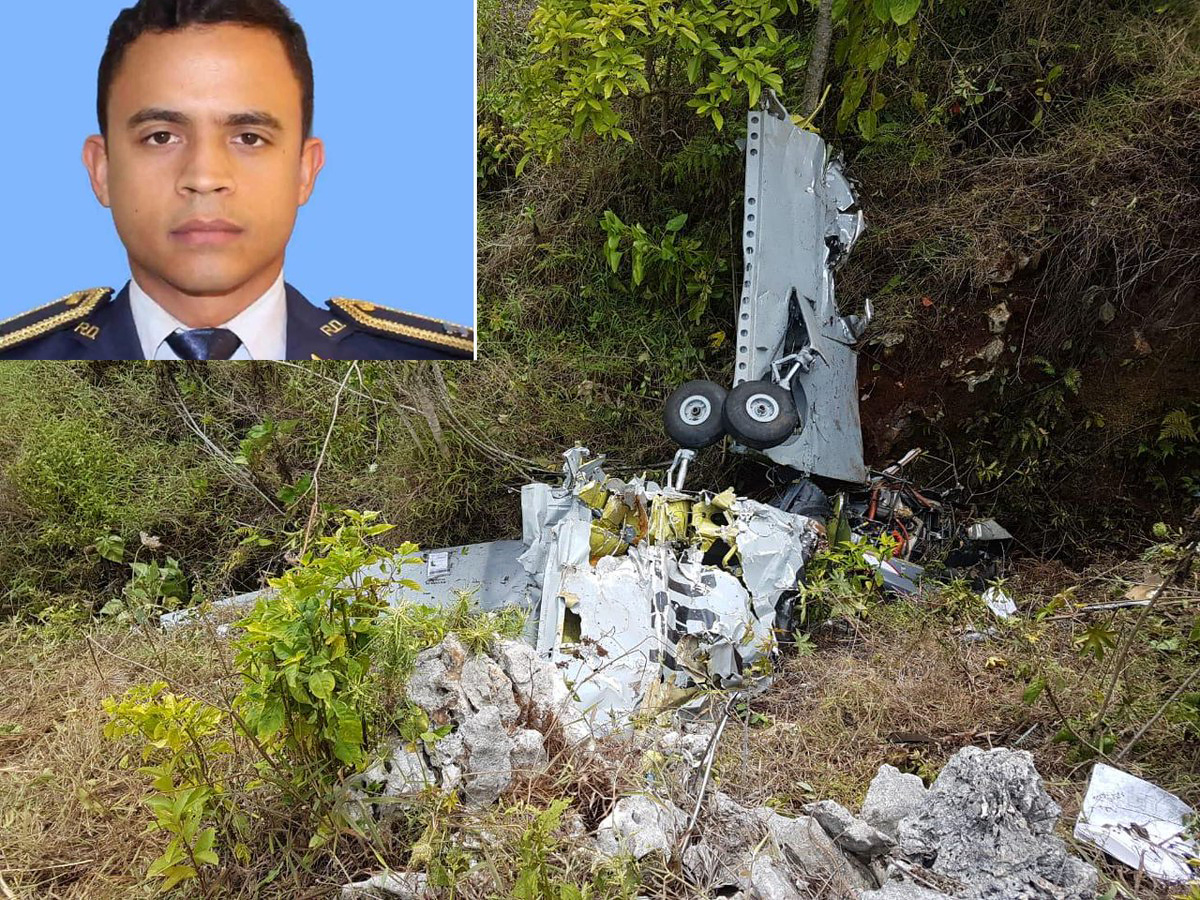 Elías Piña: Muere piloto al caer avión FAD – La Exitosa Radio Monumental  100.3 FM