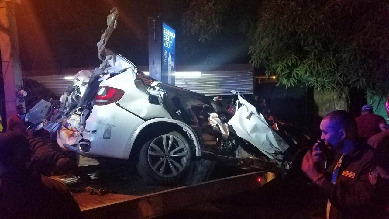 Dos muertos accidente de tránsito avenida Estrella Sadhalá